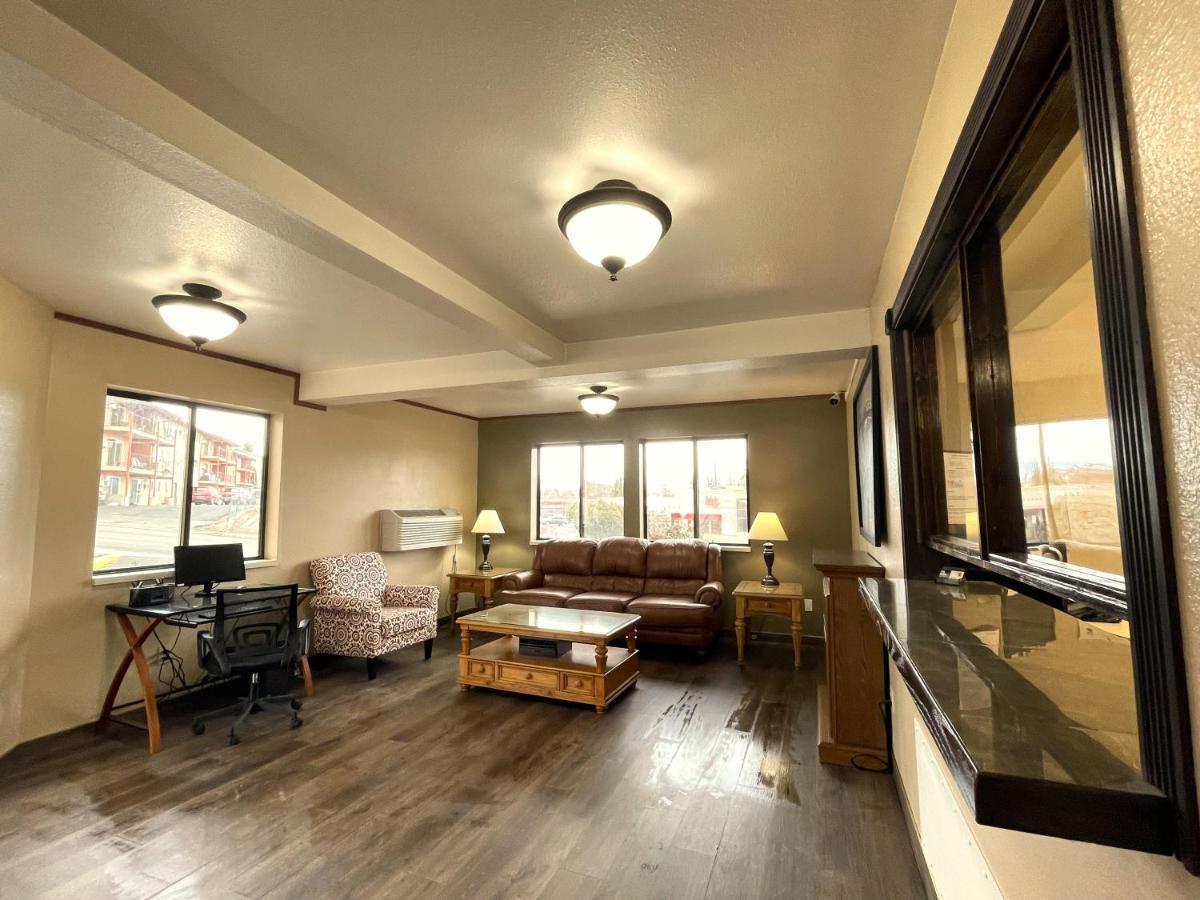 Fairbridge Inn & Suites Moscow - Pullman Buitenkant foto