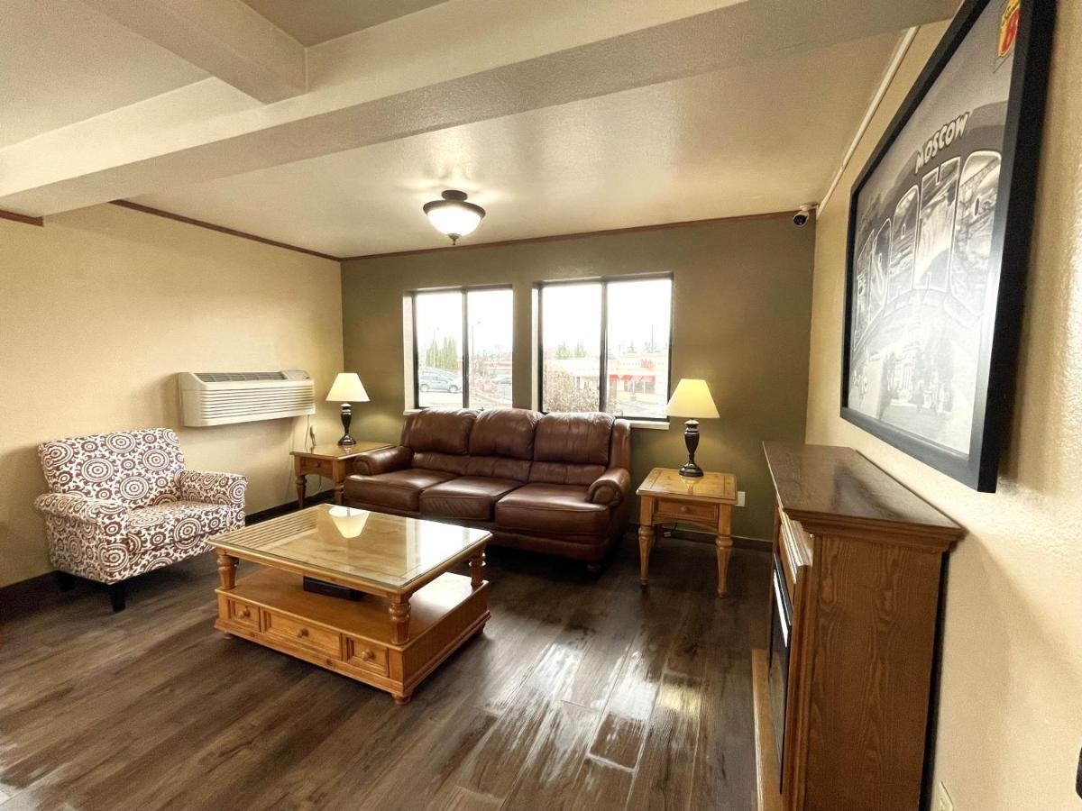 Fairbridge Inn & Suites Moscow - Pullman Buitenkant foto