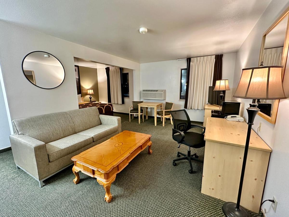 Fairbridge Inn & Suites Moscow - Pullman Buitenkant foto